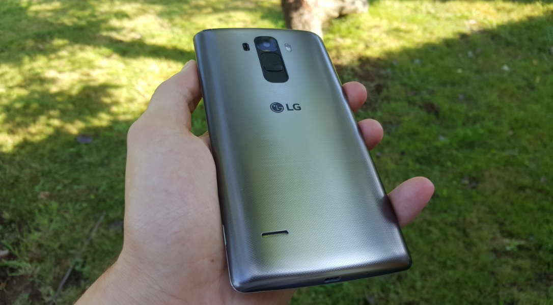 LG G4 Stylus - 2